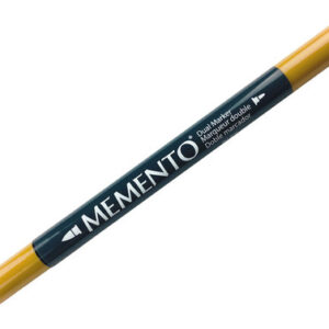 Tsukineko - Memento - Fade Resistant Dye Ink - Dual-Tip Marker - Peanut Brittle